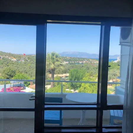 Baratalilar Otel Çeşme